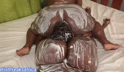 BBW Ebony Lesbian Threesome Face Sitting Femdom Scene