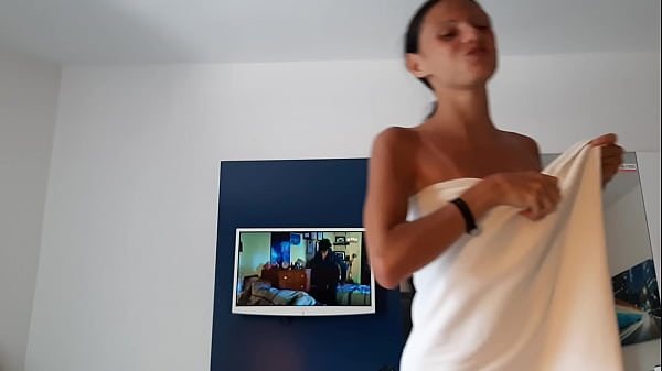 Lesbian Girlfriend Gives Cunnilingus On Couch