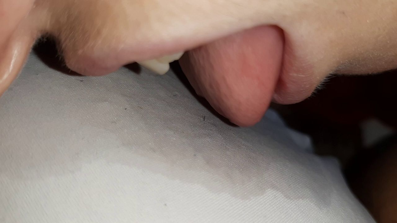 Hot lesbian threesome with wet, dirty panties and a hairy pussy in the mouth – IkaSmokS